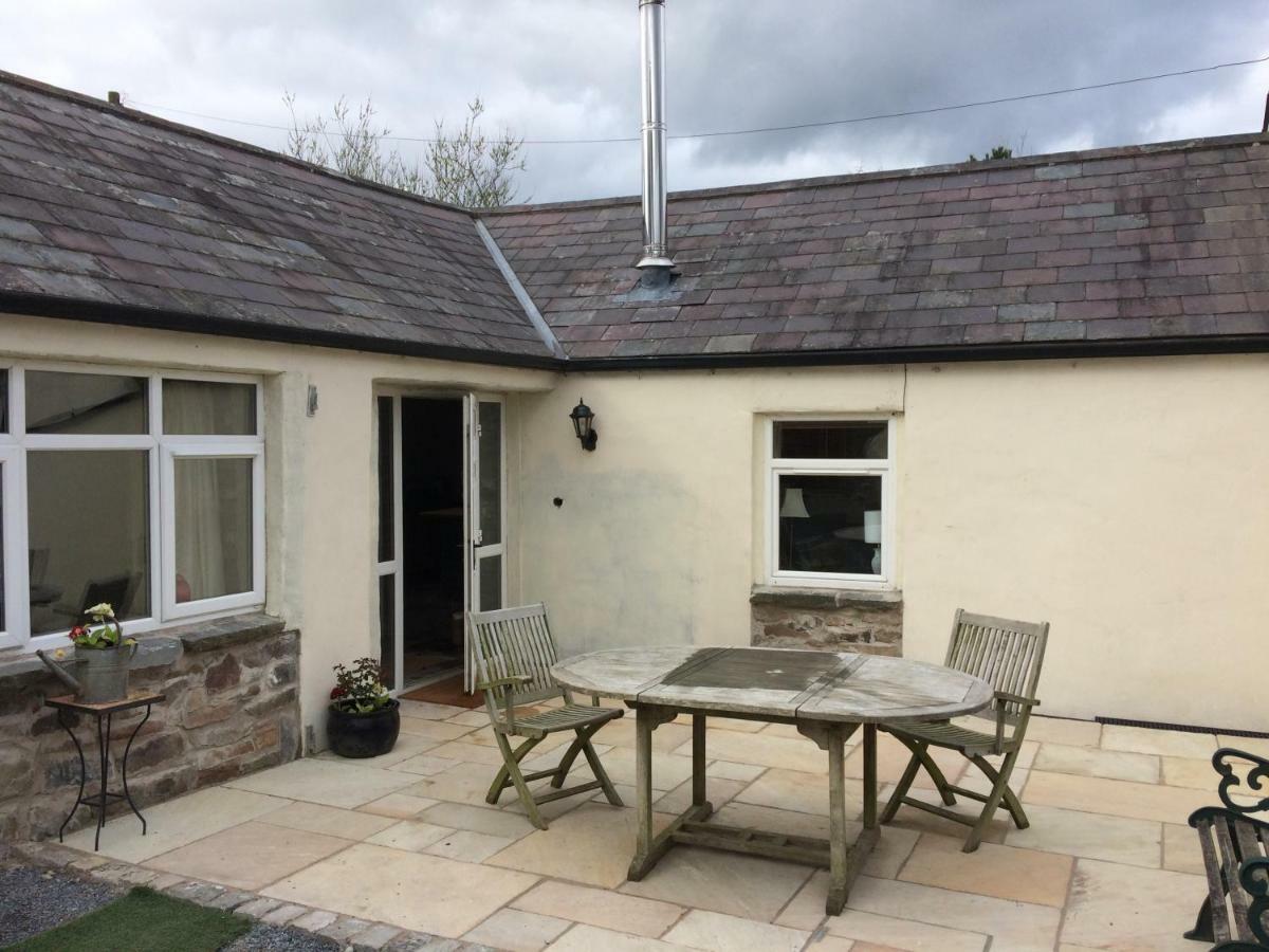 Tracey'S Farmhouse Cottage Belfast Bagian luar foto
