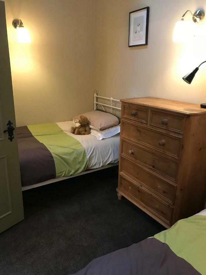 Tracey'S Farmhouse Cottage Belfast Bagian luar foto